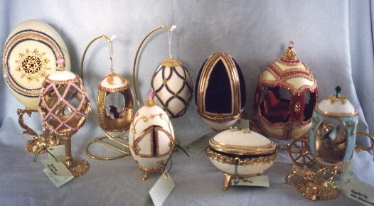 Ann's Egg Art group picture